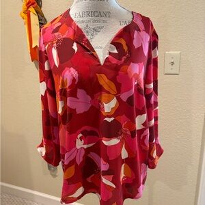 DR2 Red and Pink Floral V-Neck Blouse